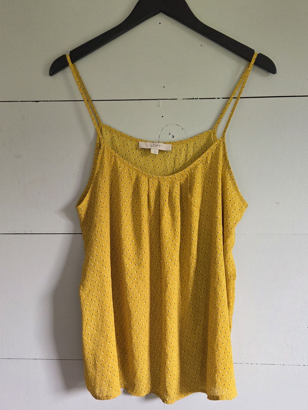 LOFT Yellow Polka Dot Chiffon Pleated Spaghetti Strap Scoop Neck Tank Large